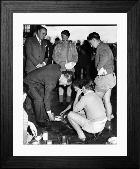 Framed Print : Prince Philip, the Duke of Edinburgh talks cooking with boys of Radnor Road School Framed Print : Prince Philip, the Duke of Edinburgh talks cooking with boys of Radnor Road School
