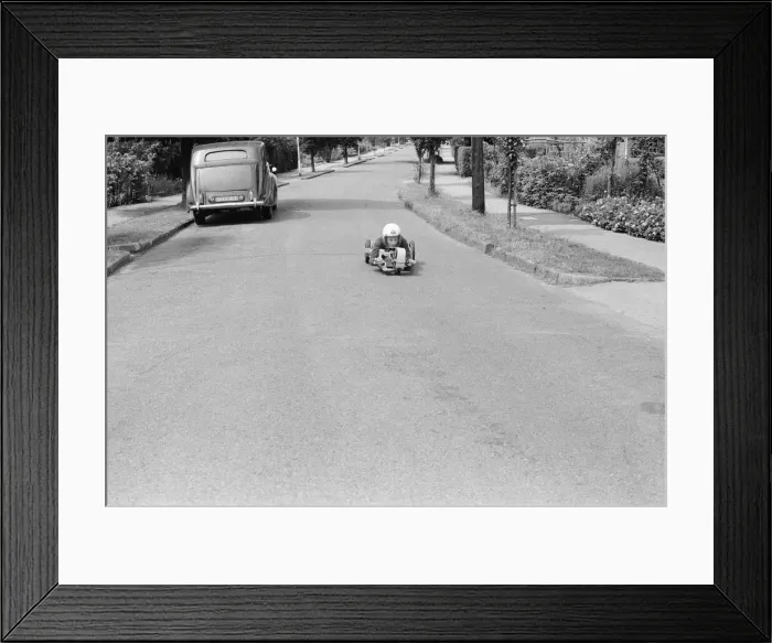 Framed Print : Lucas 2000 Electric Motor Contest. Picture shows car no: 18 Framed Print : Lucas 2000 Electric Motor Contest. Picture shows car no: 18