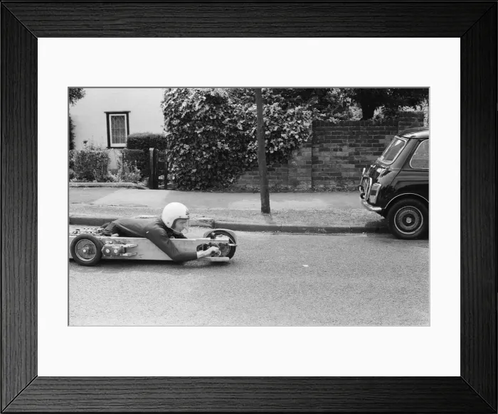 Framed Print : Lucas 2000 Electric Motor Contest. Picture shows car no: 18 Framed Print : Lucas 2000 Electric Motor Contest. Picture shows car no: 18