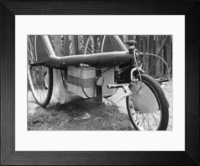 Framed Print : Lucas 2000 Electric Motor Contest. Picture shows car no: 68