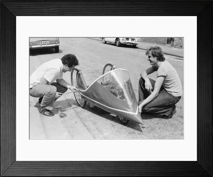 Framed Print : Lucas 2000 Electric Motor Contest. Picture shows car no: 68 Framed Print : Lucas 2000 Electric Motor Contest. Picture shows car no: 68
