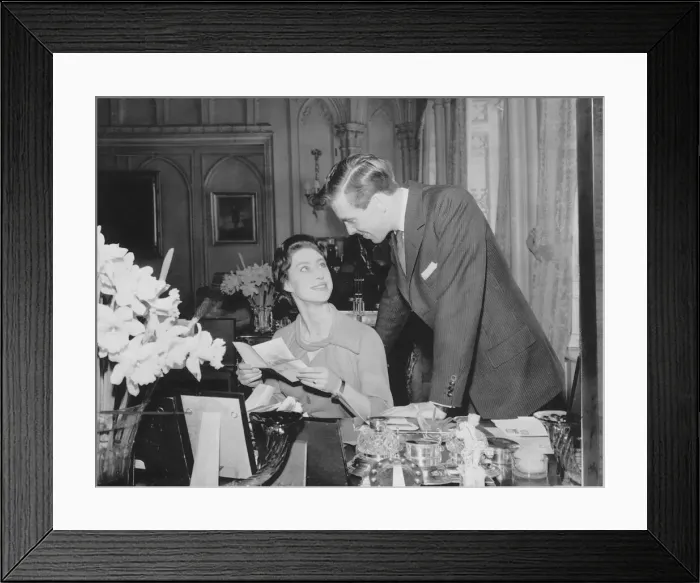 Framed Print : Happy couple Princess Margaret and Lord Snowdon spending the weekend at Royal Lodge Framed Print : Happy couple Princess Margaret and Lord Snowdon spending the weekend at Royal Lodge
