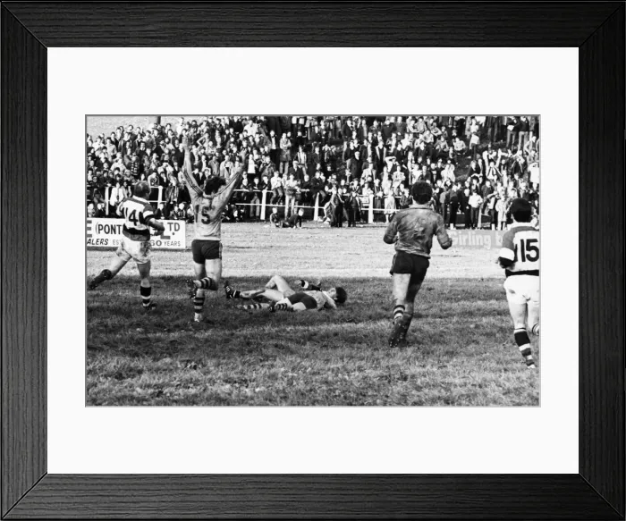 Framed Print : The 1981-82 Australia rugby union tour of Britain and Ireland Framed Print : The 1981-82 Australia rugby union tour of Britain and Ireland