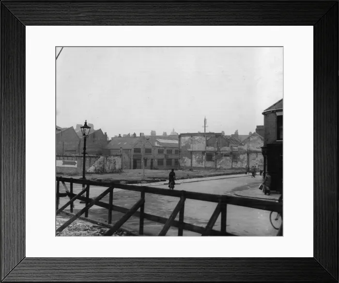 Framed Print : A bomb site in the centre of Hull Circa 1945 Framed Print : A bomb site in the centre of Hull Circa 1945