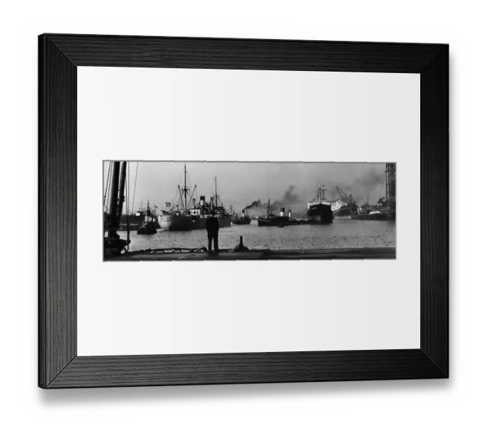 Framed Print : Alexandra Dock, Hull 28th November 1953 Framed Print : Alexandra Dock, Hull 28th November 1953