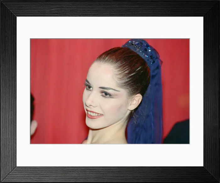 Framed Print : Darcey Bussell (22 years old) pictured at Her Majestys Theatre, Haymarket, London Framed Print : Darcey Bussell (22 years old) pictured at Her Majestys Theatre, Haymarket, London