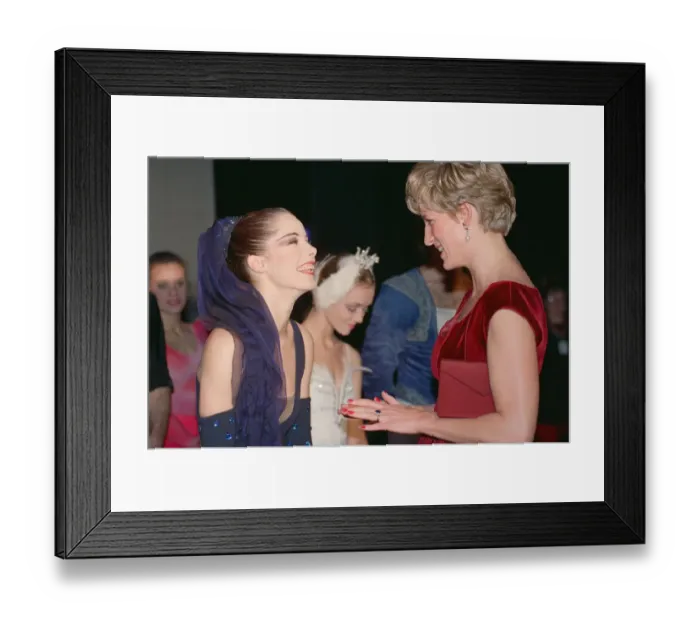 Framed Print : Princess Diana meets the young star ballerina Darcey Bussell (22 years old