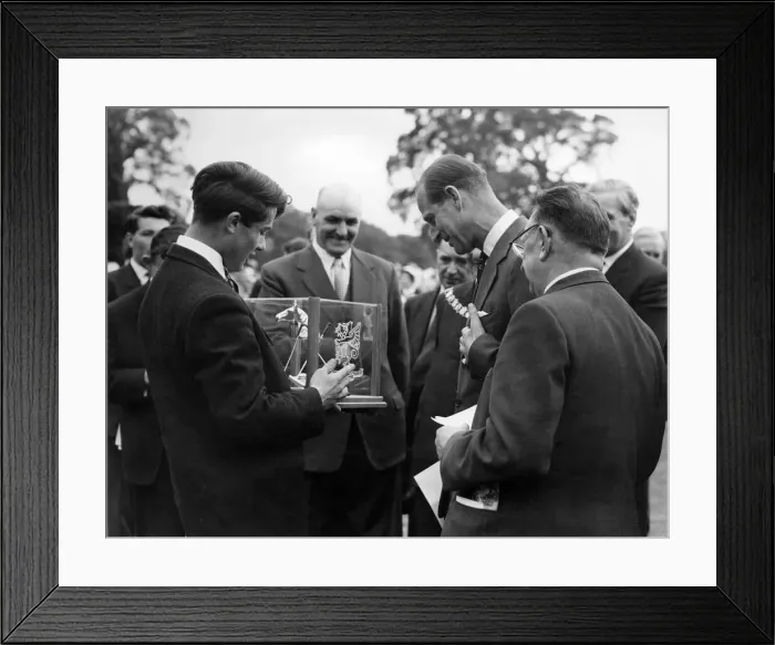 Framed Print : Prince Philip visiting Wales. David De Lloyd presents HRH with a modernistic ashtray Framed Print : Prince Philip visiting Wales. David De Lloyd presents HRH with a modernistic ashtray