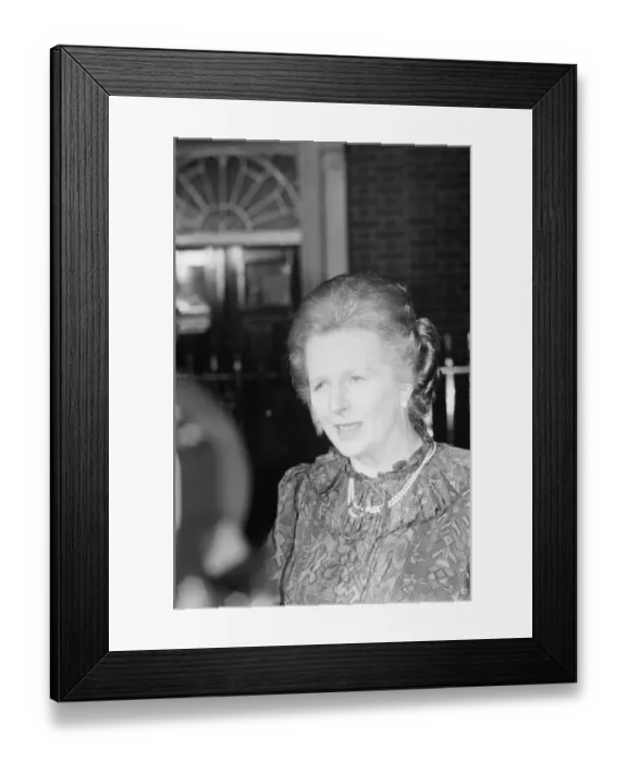Framed Print : Margaret Thatcher PM pictured speaking to the press outside Downing Street, London Framed Print : Margaret Thatcher PM pictured speaking to the press outside Downing Street, London