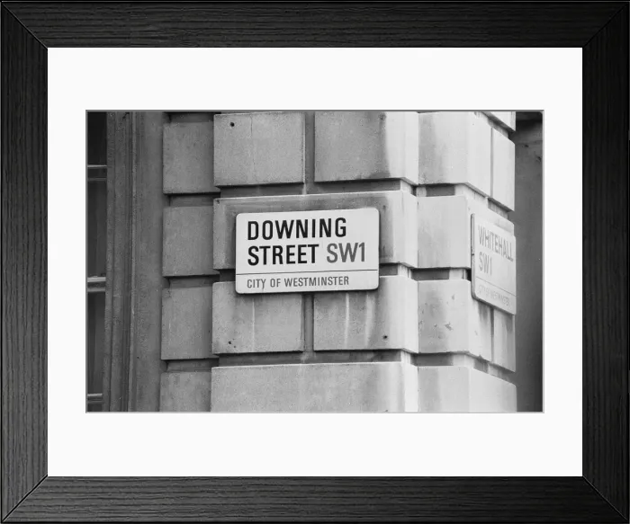 Framed Print : Downing Street, SW1, City of Westminster, London, 30th November 1982 Framed Print : Downing Street, SW1, City of Westminster, London, 30th November 1982