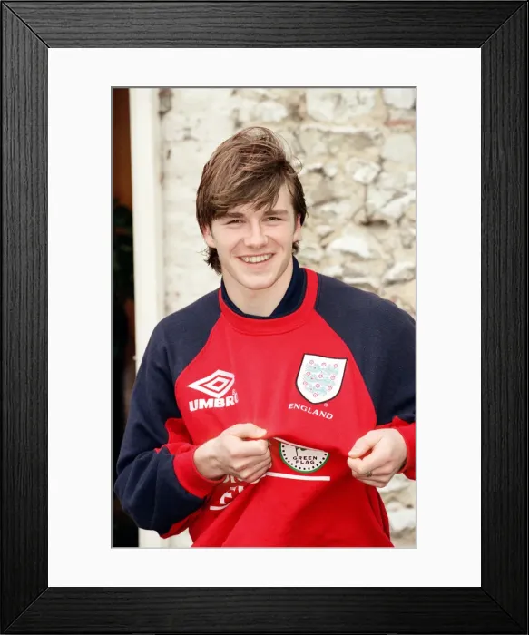 Framed Print : David Beckham, 21 years old, pictured at Bisham Abbey, where he is training with