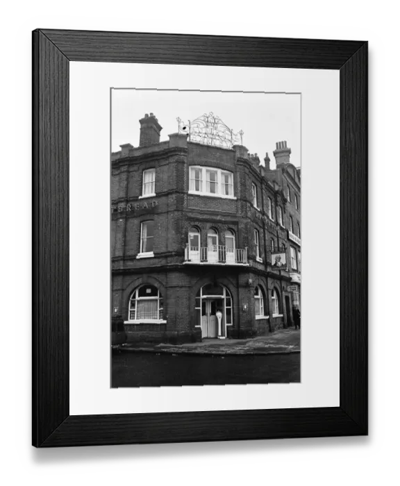 Framed Print : Admiral Harvey pub, Ramsgate, Kent. 22nd February 1968 Framed Print : Admiral Harvey pub, Ramsgate, Kent. 22nd February 1968