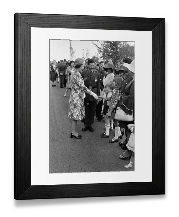 Framed Print : Queen Elizabeth II visiting Catterick Garrison, Richmondshire, North Yorkshire Framed Print : Queen Elizabeth II visiting Catterick Garrison, Richmondshire, North Yorkshire