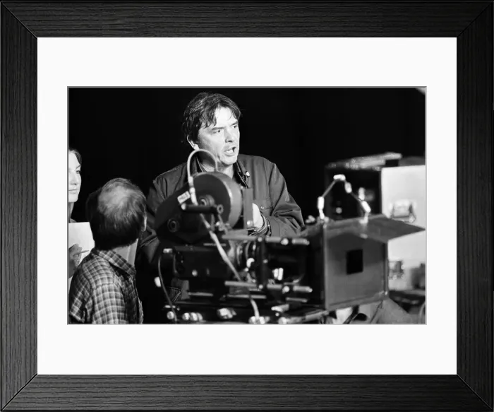 Framed Print : David Bailey making the Greenpeace anti-fur film Dumb Animals. 21st June 1985