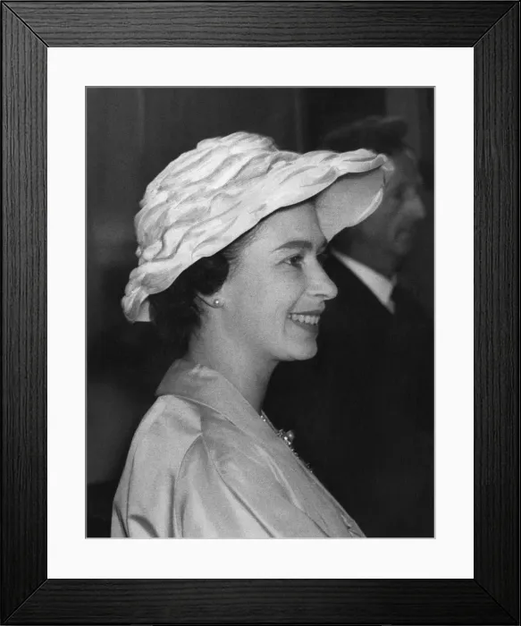 Framed Print : Queen Elizabeth II pictured during two day visit to the welsh capital, Cardiff, Wales Framed Print : Queen Elizabeth II pictured during two day visit to the welsh capital, Cardiff, Wales