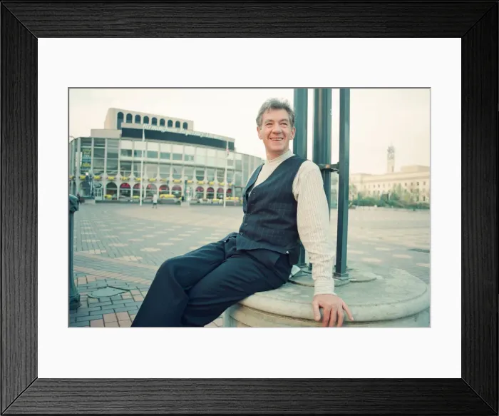 Framed Print : Sir Ian McKellen, actor, at the Birmingham Repertory Theatre, Birmingham, The Midlands