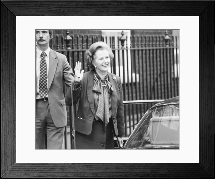Framed Print : Margaret Thatcher PM pictured outside Downing Street, London, 22nd May 1982 Framed Print : Margaret Thatcher PM pictured outside Downing Street, London, 22nd May 1982