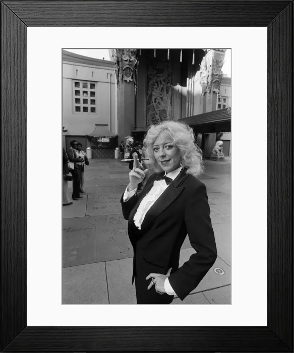 Framed Print : Julie Goodyear in Hollywood, California. 21st November 1982 Framed Print : Julie Goodyear in Hollywood, California. 21st November 1982