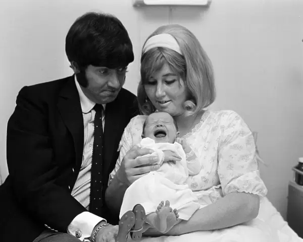 Jimmy Tarbuck and his wife Pauline pictured at Stanborough Hospital, Watford