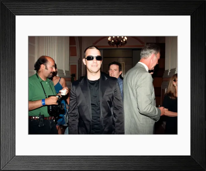 Framed Print : Robbie Williams attending the Elite Model Look of the Year competition, Connaught Rooms Framed Print : Robbie Williams attending the Elite Model Look of the Year competition, Connaught Rooms
