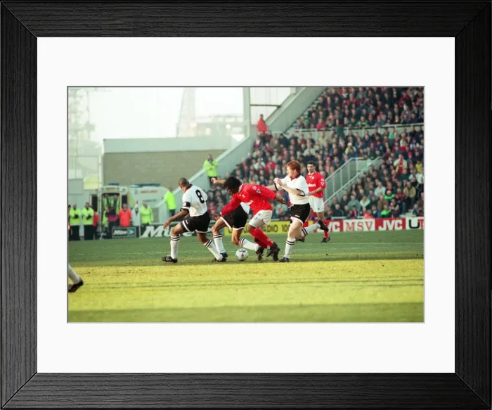 Framed Print : Middlesbrough 3- 2 Hednesford Town, FA Cup 4th round match held at the Riverside Stadium Framed Print : Middlesbrough 3- 2 Hednesford Town, FA Cup 4th round match held at the Riverside Stadium