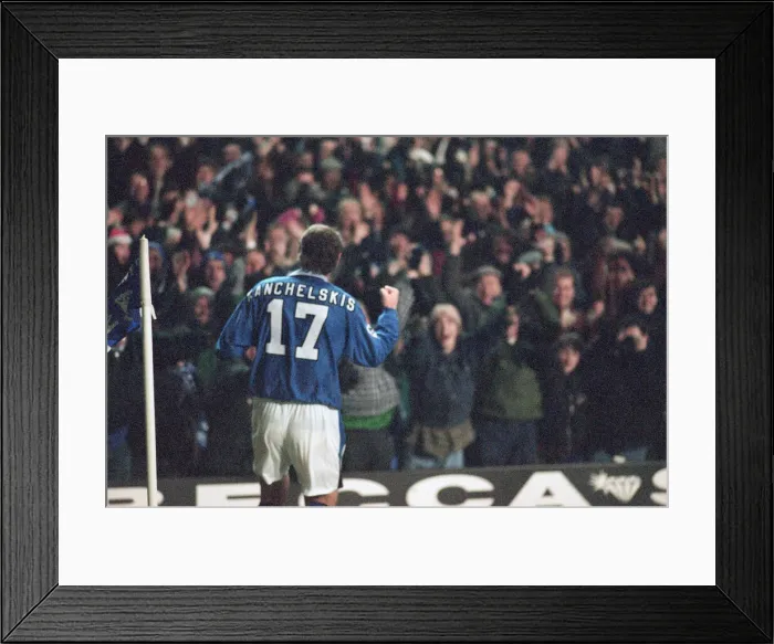 Framed Print : English Premier League match at Goodison Park. Everton 4 v Middlesbrough 0 Framed Print : English Premier League match at Goodison Park. Everton 4 v Middlesbrough 0