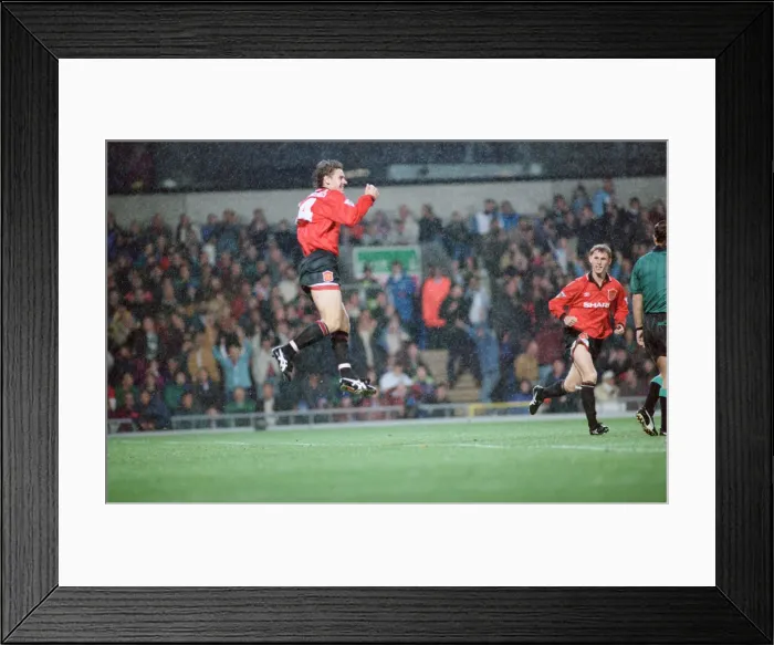 Framed Print : English Premier League match at Ewood Park. Blackburn Rovers 2 v Manchester United Framed Print : English Premier League match at Ewood Park. Blackburn Rovers 2 v Manchester United