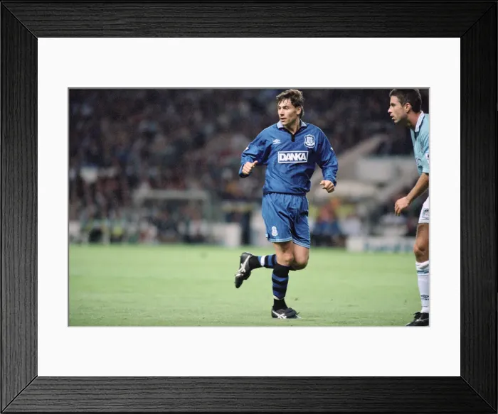 Framed Print : English Premier League match at Maine Road. Manchester City 0 v Everton 2 Framed Print : English Premier League match at Maine Road. Manchester City 0 v Everton 2