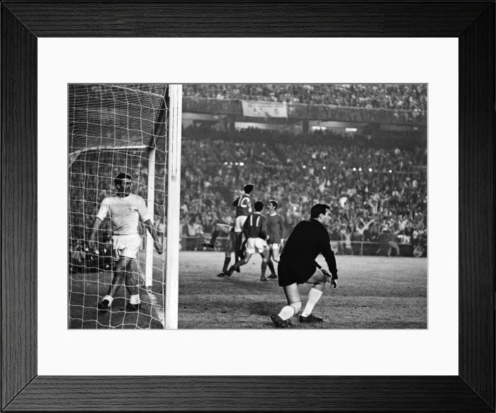 Framed Print : European Cup Semi Final Second Leg match at the Santiago Bernabeu Stadium in Madrid Framed Print : European Cup Semi Final Second Leg match at the Santiago Bernabeu Stadium in Madrid