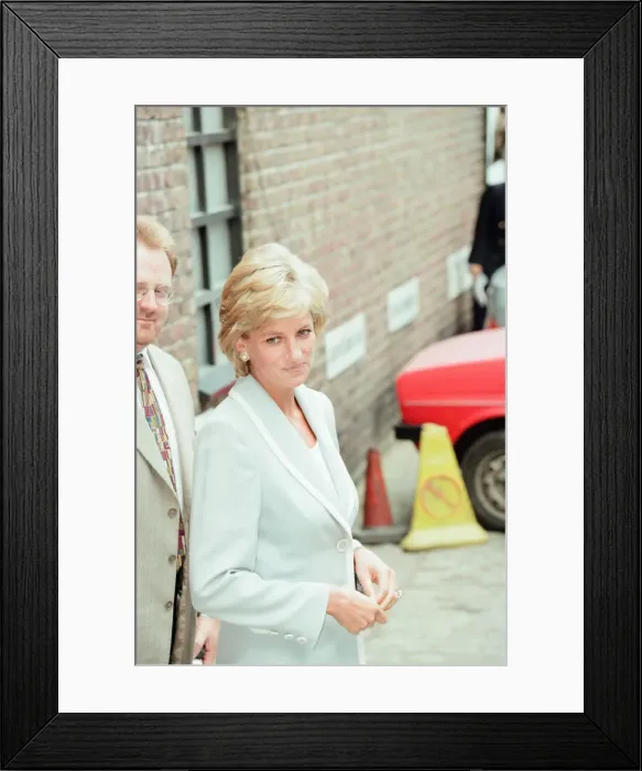 Framed Print : Princess Diana, keeps her first engagement as a divorced woman Framed Print : Princess Diana, keeps her first engagement as a divorced woman