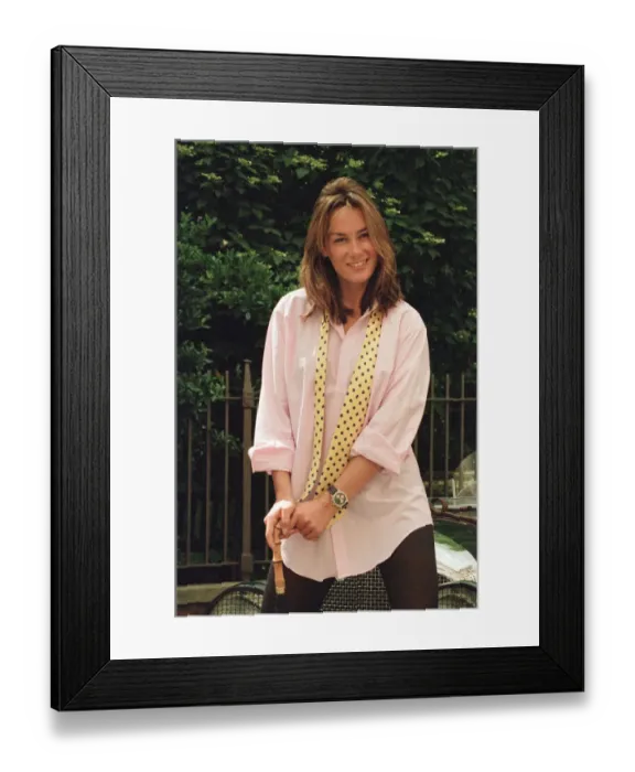 Framed Print : Tara Palmer Tomkinson - model and socialite and god daughter of Prince Charles Framed Print : Tara Palmer Tomkinson - model and socialite and god daughter of Prince Charles