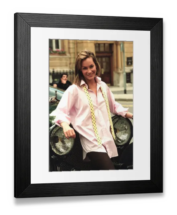 Framed Print : Tara Palmer Tomkinson - model and socialite and god daughter of Prince Charles Framed Print : Tara Palmer Tomkinson - model and socialite and god daughter of Prince Charles