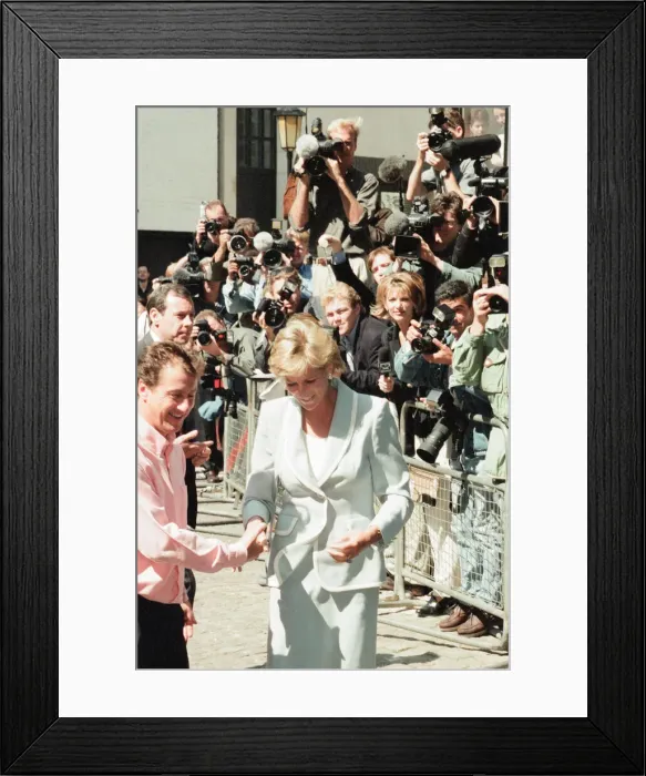 Framed Print : Princess Diana, keeps her first engagement as a divorced woman Framed Print : Princess Diana, keeps her first engagement as a divorced woman