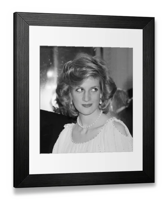 Framed Print : HRH Princess of Wales at Londons Royal Opera House after a charity concert Framed Print : HRH Princess of Wales at Londons Royal Opera House after a charity concert