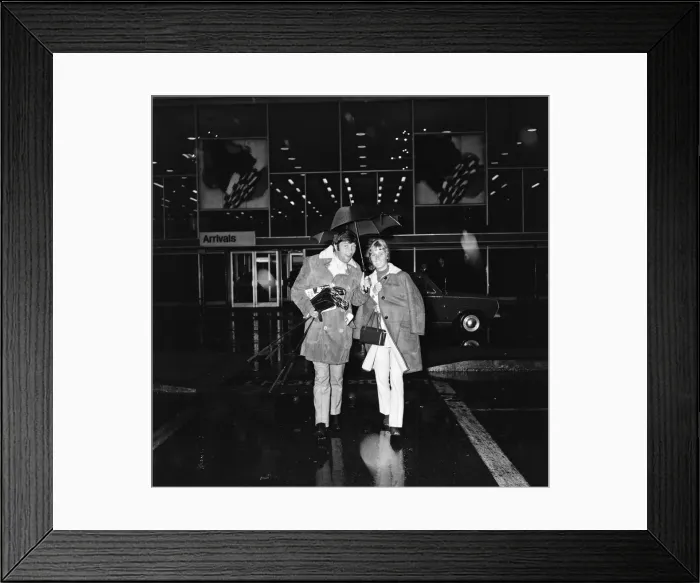 Framed Print : Comedian Jimmy Tarbuck returned home from his Caribbean holiday
