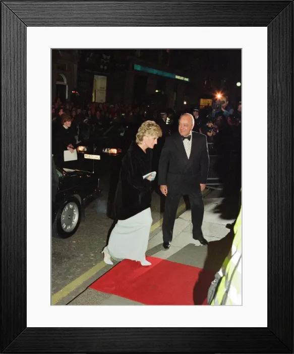 Framed Print : Princess Diana, HRH The Princess of Wales, is greeted by Mr Mohamed Al Fayed at Harrods Framed Print : Princess Diana, HRH The Princess of Wales, is greeted by Mr Mohamed Al Fayed at Harrods