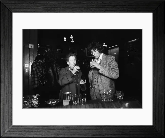 Framed Print : Actor Tom Baker pictured after he announced he was leaving the Doctor Who series Framed Print : Actor Tom Baker pictured after he announced he was leaving the Doctor Who series
