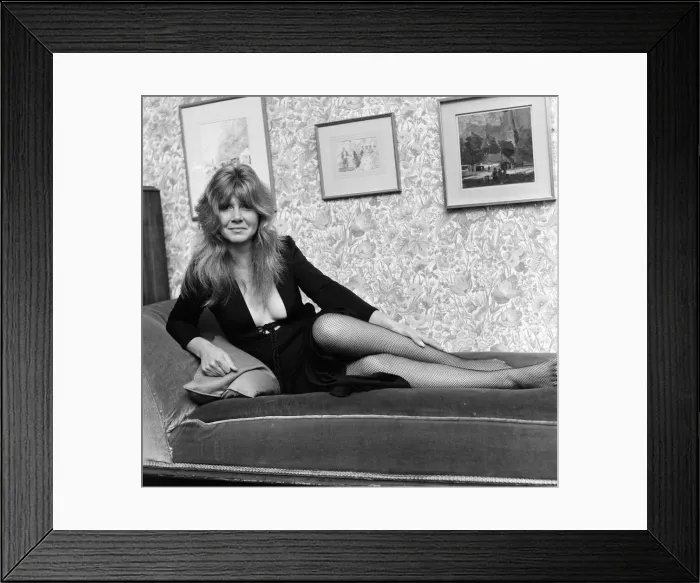 Framed Print : Novelist Jilly Cooper pictured at home in Putney. 1st December 1978 Framed Print : Novelist Jilly Cooper pictured at home in Putney. 1st December 1978