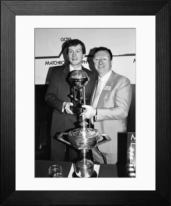 Framed Print : Snooker players Steve Davis and Dennis Taylor who recently contested the classic black Framed Print : Snooker players Steve Davis and Dennis Taylor who recently contested the classic black