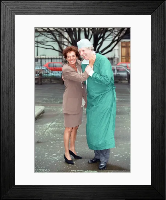 Framed Print : Sue Johnston and Tom Baker attend a photocall for ITV series Medics Framed Print : Sue Johnston and Tom Baker attend a photocall for ITV series Medics