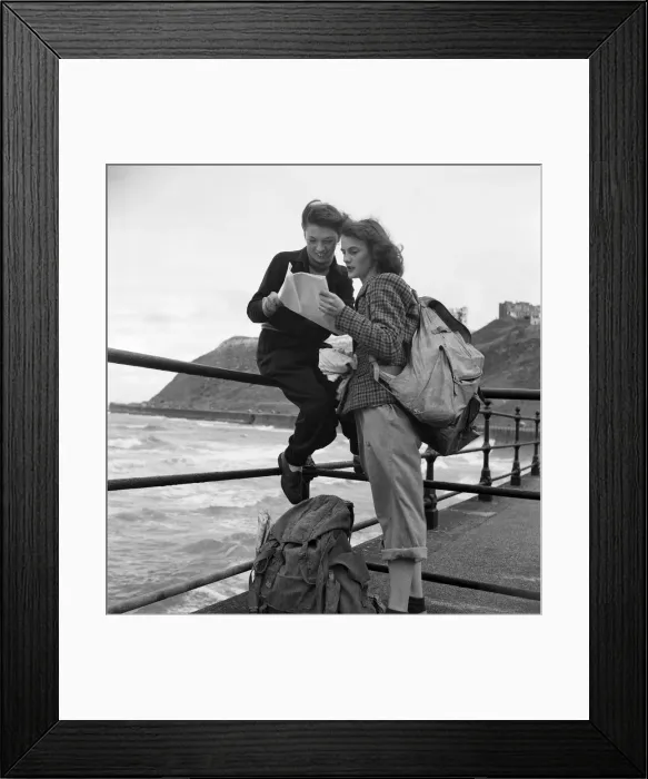 Framed Print : North Bay, Scarborough, North Yorkshire. 11th August 1949 Framed Print : North Bay, Scarborough, North Yorkshire. 11th August 1949