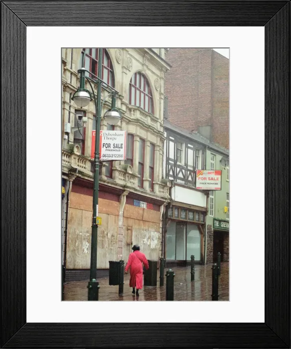 Framed Print : Newport, South Wales. General views and scenes, 27th January 1995 Framed Print : Newport, South Wales. General views and scenes, 27th January 1995