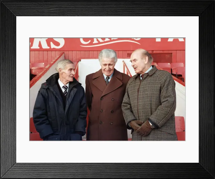 Framed Print : Three Middlesbrough legends revisit Ayresome Park, from left to right: Wilf Mannion Framed Print : Three Middlesbrough legends revisit Ayresome Park, from left to right: Wilf Mannion