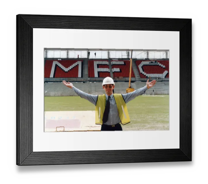 Framed Print : Middlesbrough new Riverside Stadium under construction. 6th June 1995