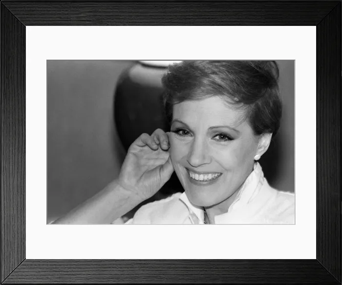 Framed Print : Actress Julie Andrews. 15th June 1981 Framed Print : Actress Julie Andrews. 15th June 1981