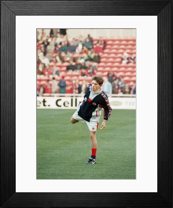 Framed Print : Middlesbroughs official opening of their new Riverside Stadium in a friendly against Framed Print : Middlesbroughs official opening of their new Riverside Stadium in a friendly against