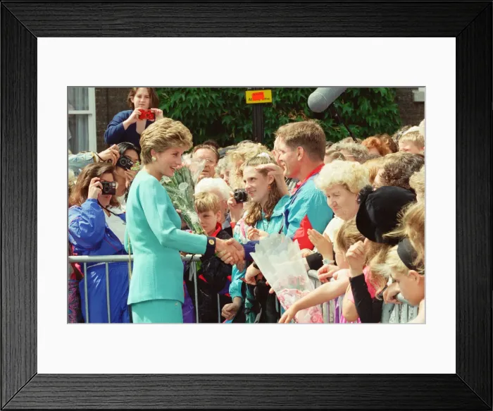 Framed Print : HRH The Princess of Wales, Princess Diana, meets to locals of Bury St Edmunds, Suffolk Framed Print : HRH The Princess of Wales, Princess Diana, meets to locals of Bury St Edmunds, Suffolk