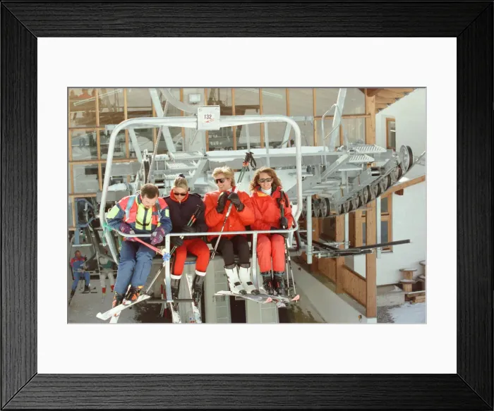 Framed Print : HRH The Princess of Wales, Princess Diana, enjoys a ski holiday in Lech, Austria Framed Print : HRH The Princess of Wales, Princess Diana, enjoys a ski holiday in Lech, Austria