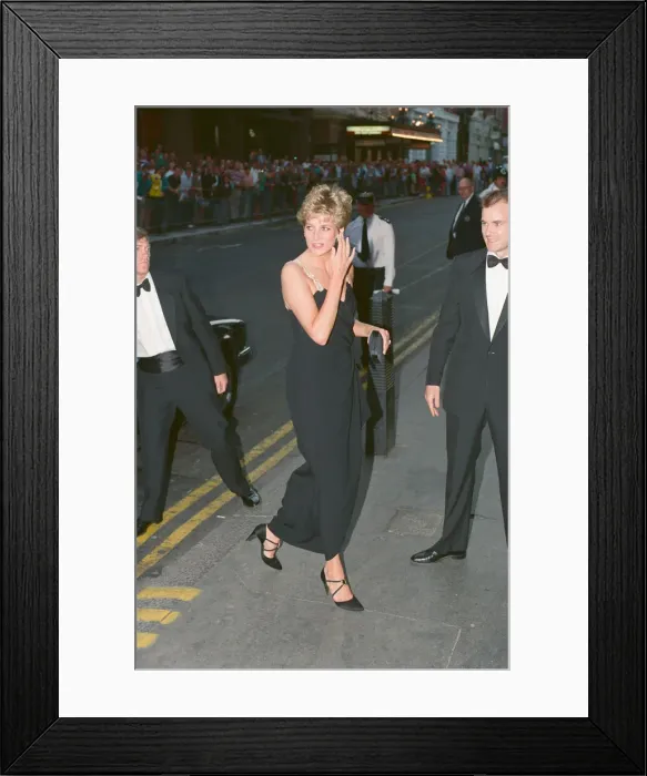 Framed Print : HRH The Princess of Wales, Princess Diana, arrives for a a performance of Framed Print : HRH The Princess of Wales, Princess Diana, arrives for a a performance of