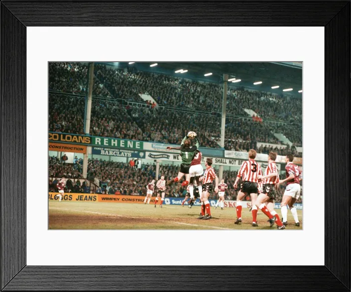 Framed Print : West Ham 2 -3 Sunderland, FA Cup 5th round replay match, held at Upton Park